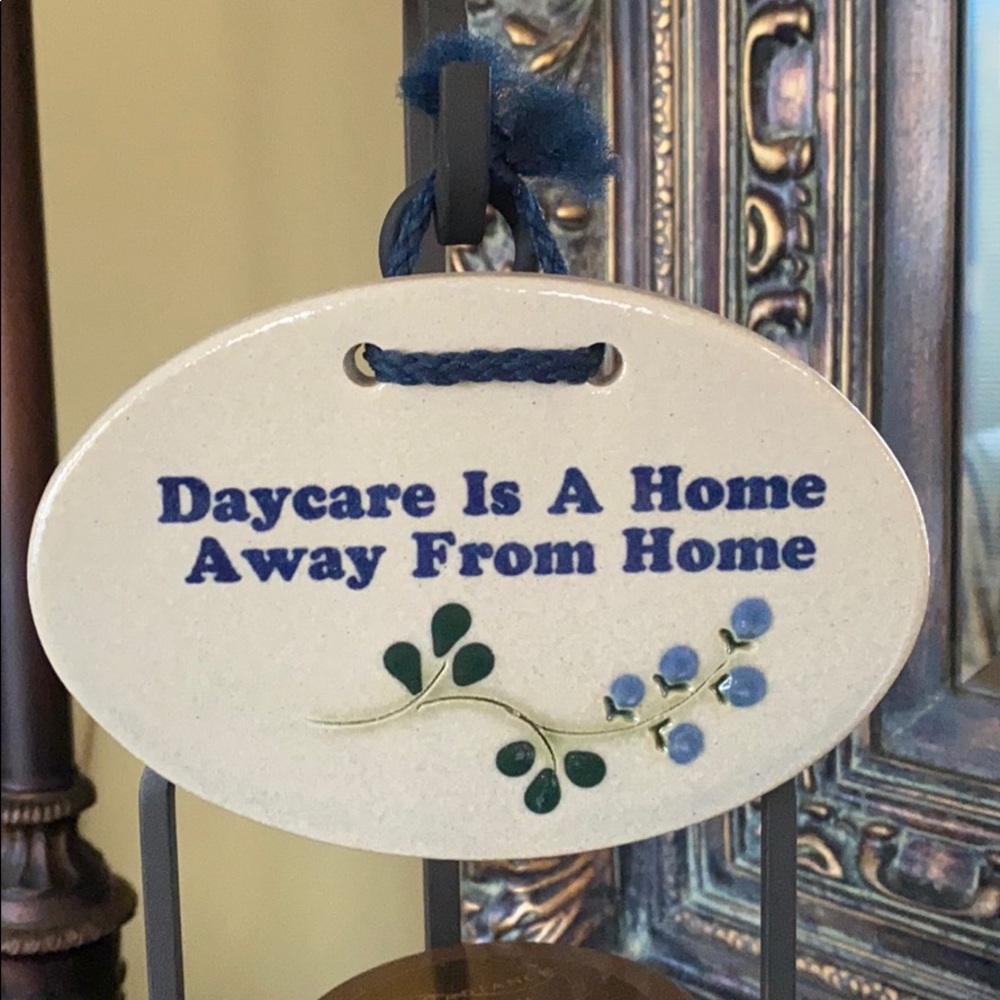 MOUNTAINE MEADOWS POTTERY PLAQUE ...